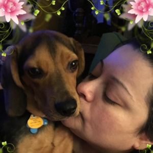 Meet your Posher, Cleo